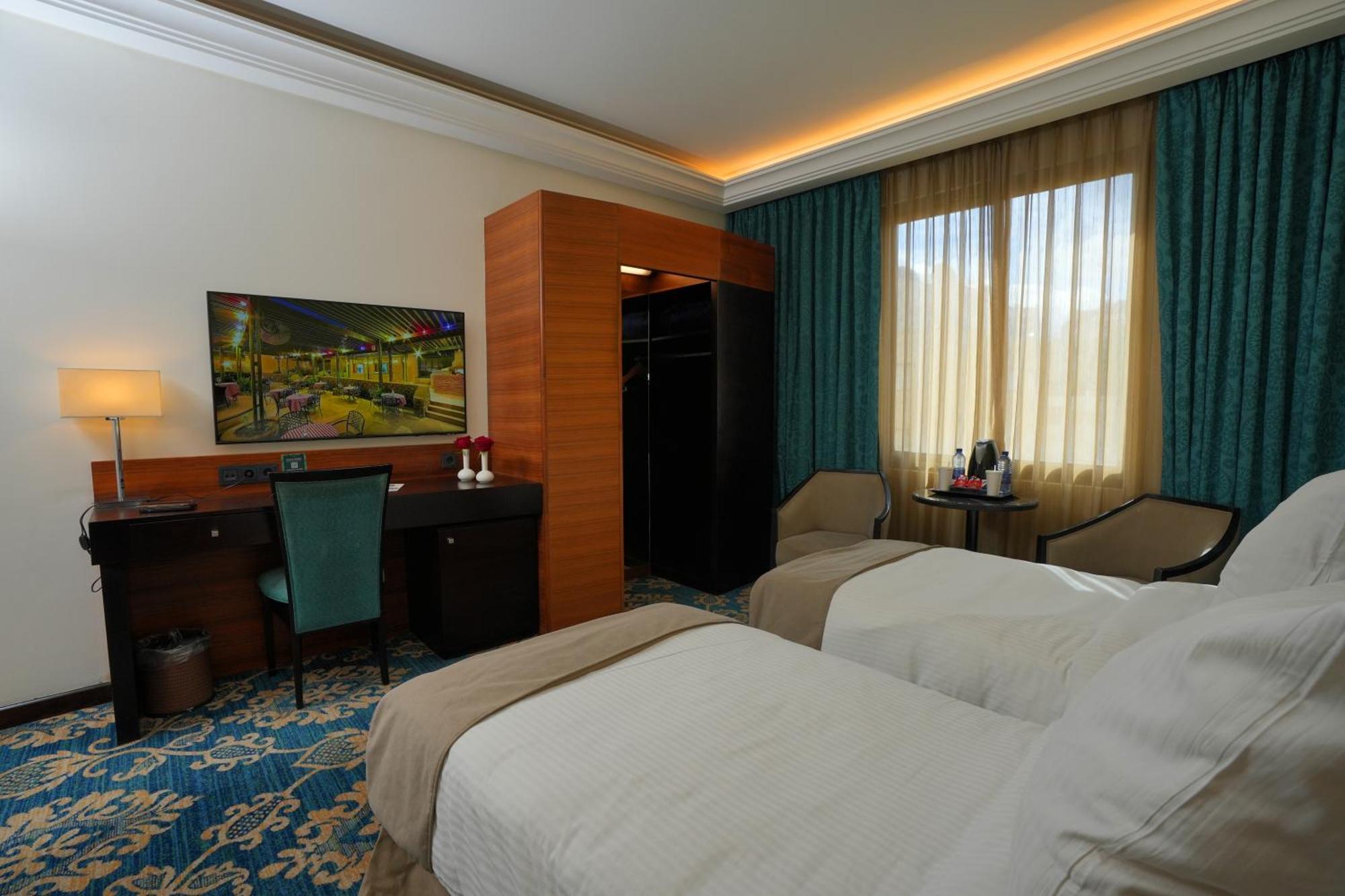 Premium Twin Room
